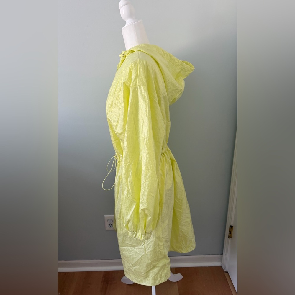 Future Collective Trench Coat
Measurements:
Pit to Pit: 24”
Total Length: 39” - Picture 5 of 11